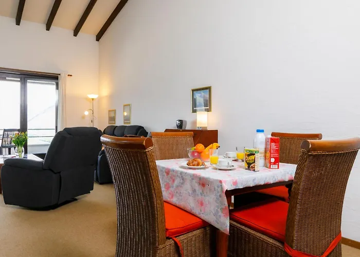 Apartment Apartment Residenza Miralago Apt-A10 By Interhome *