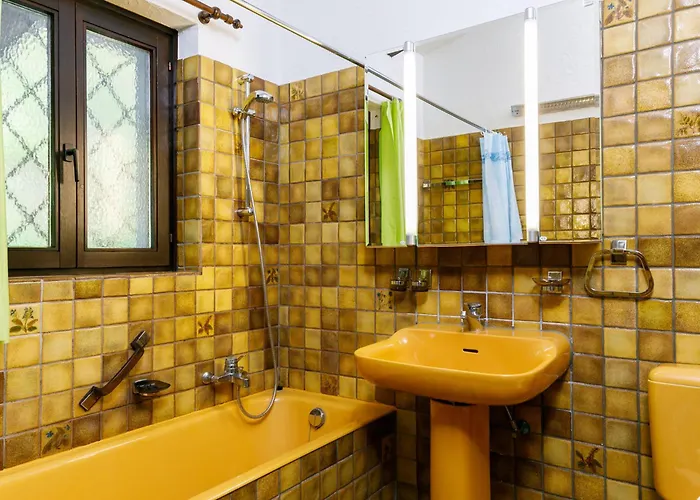 Apartment Residenza Miralago Apt-A10 By Interhome * Piazzogna